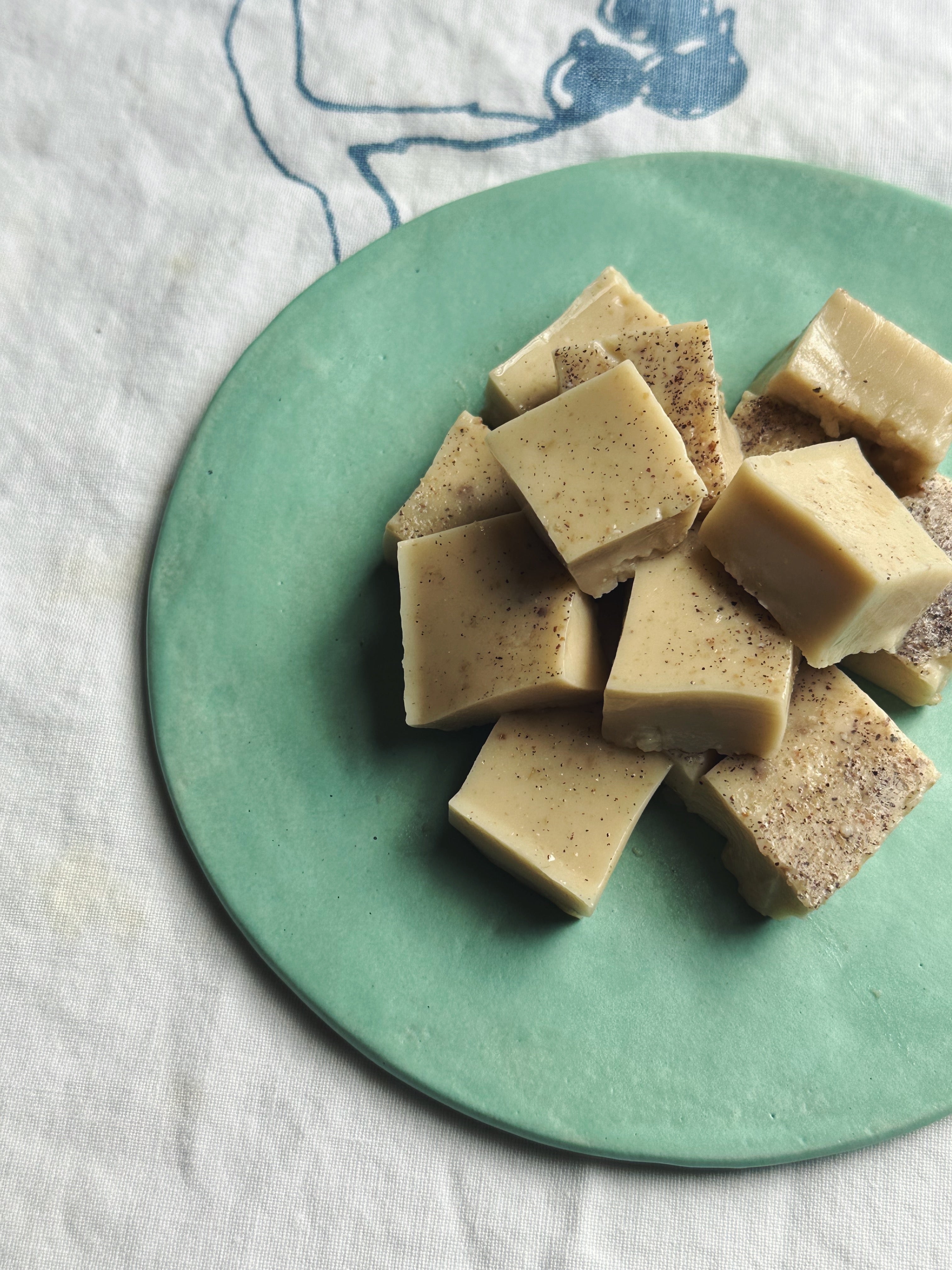 Forest Juice Coconut Cardamom Jellies
 &ndash; Rainbo