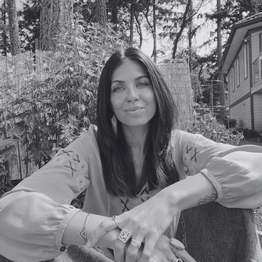 Why We Need Indigenous Wisdom, Ancestral Healing & Plant Medicine with Dr. Jacqui Wilkins